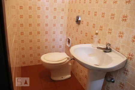 Casa à venda com 420m², 3 quartos e 6 vagasLavabo 2