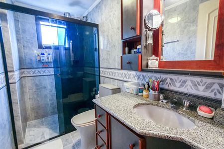 Apartamento à venda com 138m², 4 quartos e 4 vagas Apartamento à venda com 138m², 4 quartos e 4 vagasBanheiro Corredor