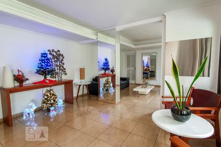 Apartamento à venda com 138m², 4 quartos e 4 vagas Apartamento à venda com 138m², 4 quartos e 4 vagasHall de Entrada