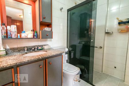 Apartamento à venda com 138m², 4 quartos e 4 vagas Apartamento à venda com 138m², 4 quartos e 4 vagasBanheiro do Quarto 4