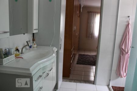 Casa à venda com 500m², 3 quartos e 4 vagasbanheiro 2