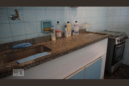 Apartamento à venda com 60m², 2 quartos e sem vagaCozinha