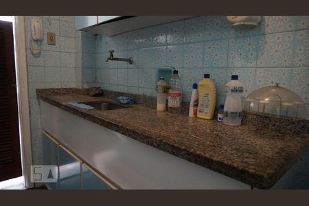 Apartamento à venda com 60m², 2 quartos e sem vagaCozinha