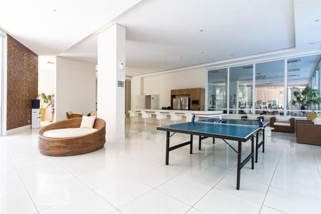 Apartamento à venda com 65m², 2 quartos e 1 vagaÁrea comum