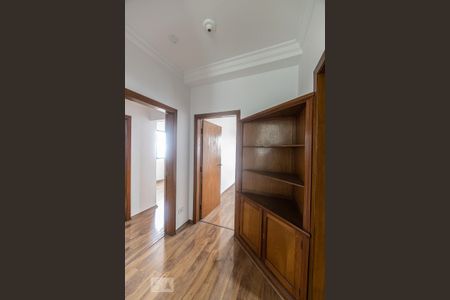 Apartamento à venda com 427m², 4 quartos e 4 vagasCorredor
