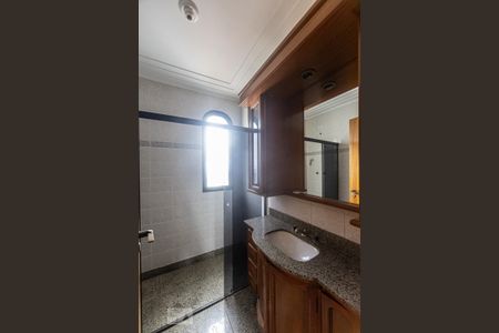 Apartamento à venda com 427m², 4 quartos e 4 vagasBanheiro Suite 2