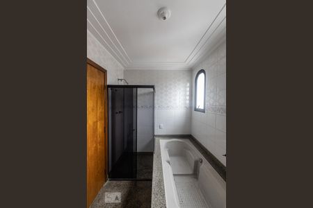 Apartamento à venda com 427m², 4 quartos e 4 vagasBanheiro Closet Suite Principal