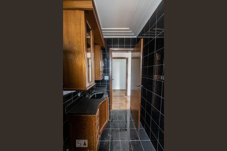 Apartamento à venda com 427m², 4 quartos e 4 vagasBanheiro Suite 1