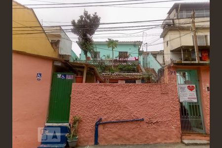 Casa à venda com 230m², 4 quartos e sem vagaFachada