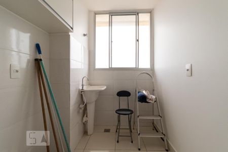 Apartamento para alugar com 59m², 2 quartos e 1 vaga Apartamento para alugar com 59m², 2 quartos e 1 vagaCozinha e Área de Serviço