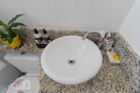 Banheiro de apartamento à venda com 2 quartos, 50m² em Imirim, São Paulo