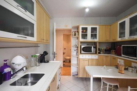Apartamento à venda com 145m², 3 quartos e 2 vagasCozinha
