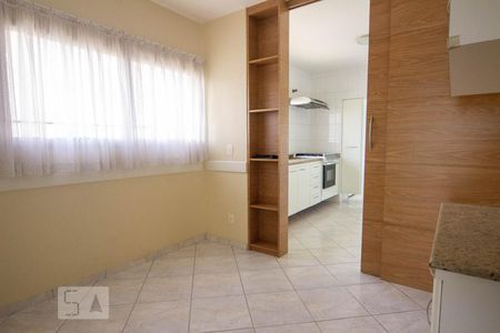 Apartamento à venda com 240m², 4 quartos e 3 vagasCopa