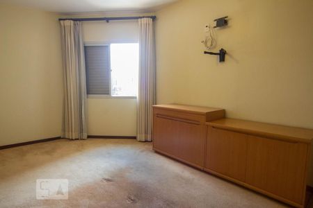Apartamento à venda com 240m², 4 quartos e 3 vagasQuarto 3 
