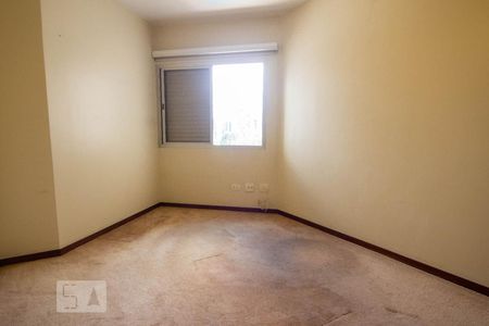 Apartamento à venda com 240m², 4 quartos e 3 vagasQuarto 2