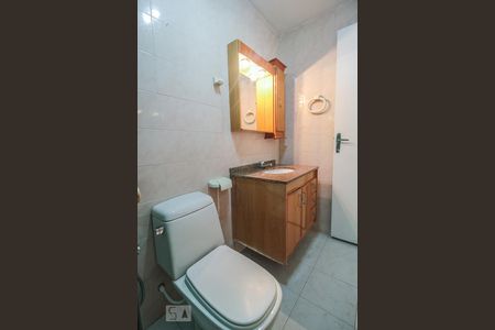 Banheiro de apartamento para alugar com 2 quartos, 58m² em Pechincha, Rio de Janeiro