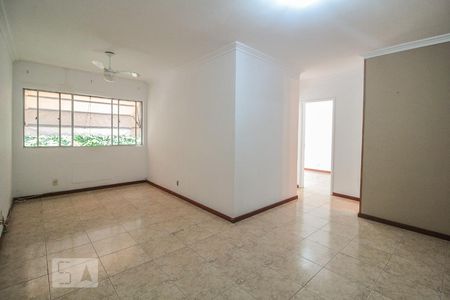 Sala de apartamento para alugar com 2 quartos, 58m² em Pechincha, Rio de Janeiro