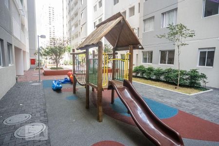 Apartamento à venda com 44m², 2 quartos e sem vagaÁrea Comum - Playground