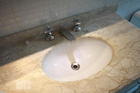 Apartamento para alugar com 100m², 3 quartos e 1 vagaBanheiro