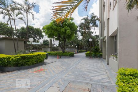 Apartamento para alugar com 60m², 2 quartos e 1 vaga Apartamento para alugar com 60m², 2 quartos e 1 vagaFachada do bloco