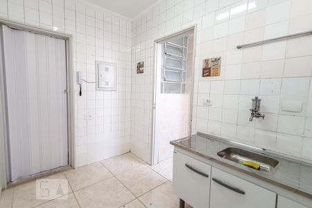Cozinha de apartamento para alugar com 1 quarto, 81m² em Água Branca, São Paulo