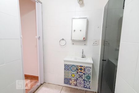 Apartamento para alugar com 81m², 1 quarto e sem vaga Apartamento para alugar com 81m², 1 quarto e sem vagaBanheiro