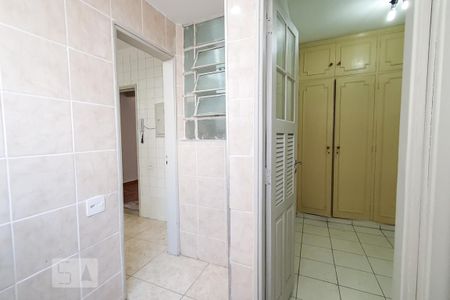 Apartamento para alugar com 81m², 1 quarto e sem vaga Apartamento para alugar com 81m², 1 quarto e sem vagaBanheiro