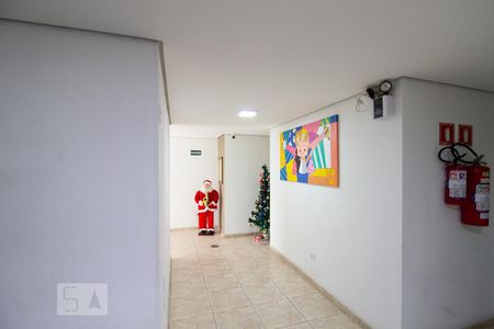 Apartamento à venda com 77m², 2 quartos e 1 vaga Apartamento à venda com 77m², 2 quartos e 1 vagaÁrea comum - Hall de Entrada