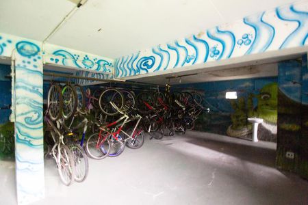 Apartamento à venda com 77m², 2 quartos e 1 vaga Apartamento à venda com 77m², 2 quartos e 1 vagaÁrea comum - Bicicletário