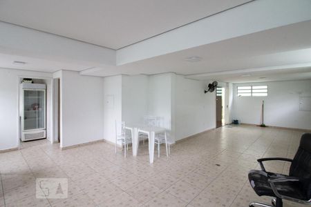 Apartamento à venda com 77m², 2 quartos e 1 vaga Apartamento à venda com 77m², 2 quartos e 1 vagaÁrea comum - Salão de festas