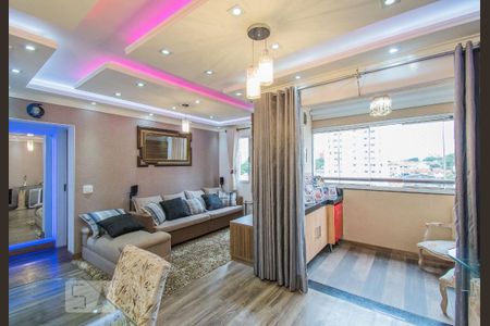 Apartamento para alugar com 69m², 2 quartos e 2 vagasSala