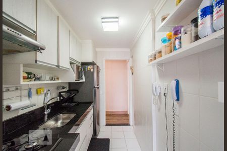Apartamento para alugar com 69m², 2 quartos e 2 vagasCozinha