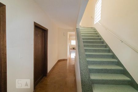 Apartamento à venda com 70m², 1 quarto e sem vaga Apartamento à venda com 70m², 1 quarto e sem vagaHall