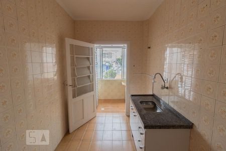 Apartamento à venda com 70m², 1 quarto e sem vaga Apartamento à venda com 70m², 1 quarto e sem vagaCozinha