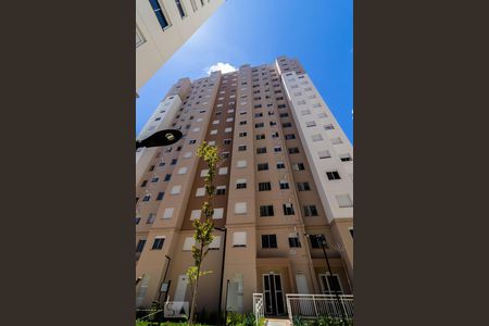 Apartamento para alugar com 41m², 2 quartos e 1 vaga Apartamento para alugar com 41m², 2 quartos e 1 vagaFachada