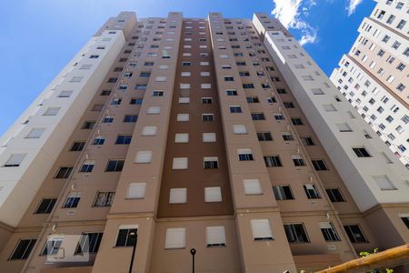 Apartamento para alugar com 41m², 2 quartos e 1 vaga Apartamento para alugar com 41m², 2 quartos e 1 vagaFachada