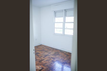 Quarto 2 de apartamento para alugar com 2 quartos, 51m² em Cristal, Porto Alegre