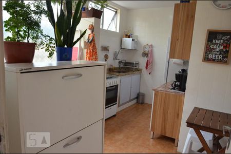Apartamento à venda com 57m², 2 quartos e 1 vagaCozinha