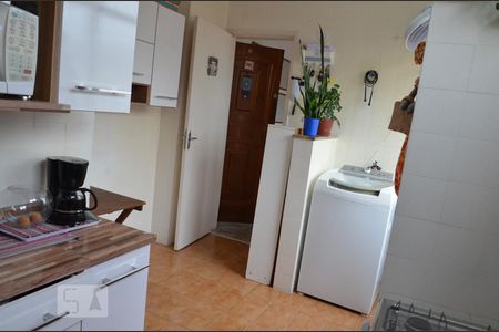 Apartamento à venda com 57m², 2 quartos e 1 vagaCozinh