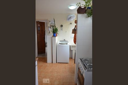 Apartamento à venda com 57m², 2 quartos e 1 vagaCozinha