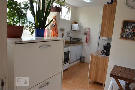 Apartamento à venda com 57m², 2 quartos e 1 vagaCozinha