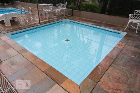 Apartamento para alugar com 55m², 2 quartos e 1 vagaÁrea comum - Piscina