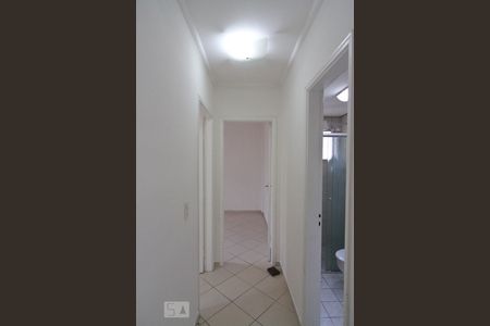 Corredor de apartamento para alugar com 2 quartos, 55m² em Vila Siqueira (zona Norte), São Paulo