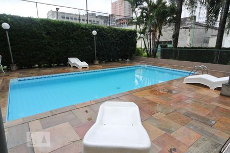 Apartamento para alugar com 55m², 2 quartos e 1 vagaÁrea comum - Piscina