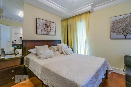 Apartamento à venda com 177m², 3 quartos e 3 vagasSuíte 2