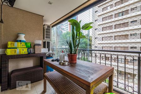 Apartamento à venda com 177m², 3 quartos e 3 vagasVaranda Gourmet