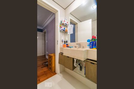 Apartamento à venda com 177m², 3 quartos e 3 vagasBanheiro da Suíte 3