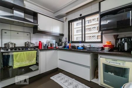 Apartamento à venda com 177m², 3 quartos e 3 vagasCozinha