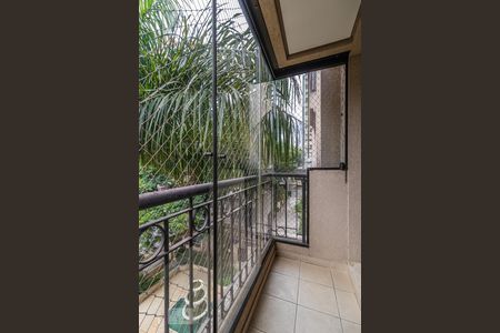 Apartamento à venda com 177m², 3 quartos e 3 vagasVaranda da Suíte 2