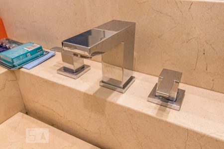 Apartamento à venda com 177m², 3 quartos e 3 vagasDetalhe do Banheiro da Suíte 3